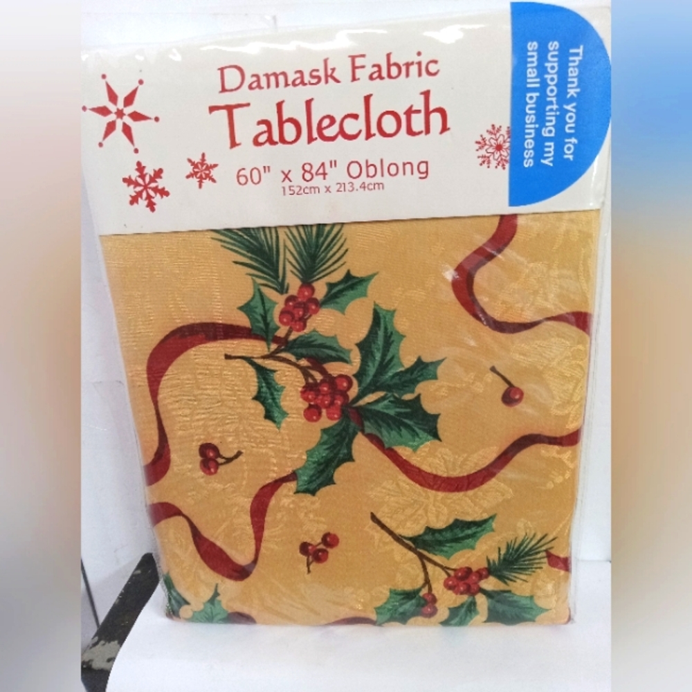 NEW Oblong Cloth Christmas Tablecloth 60"×84  Gold